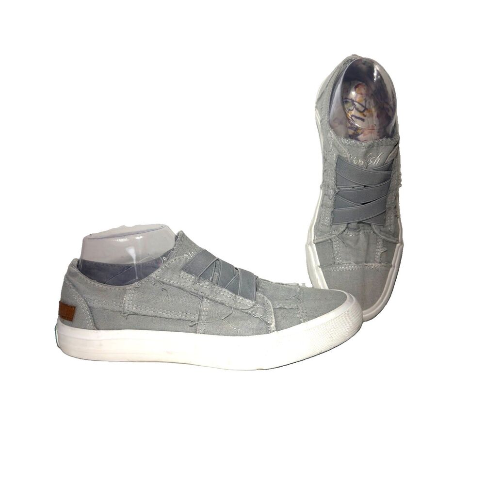 Blowfish Malibu Women's 8 Grey Distressed Slip-On Sneakers